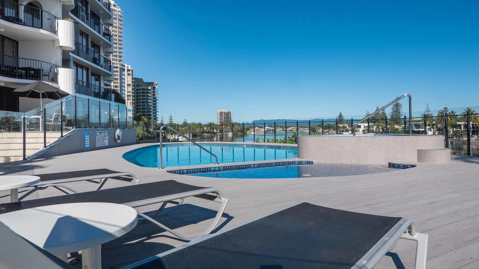 Silverton Apartment Resort Surfers Paradise Гоулд Коуст Екстериор снимка
